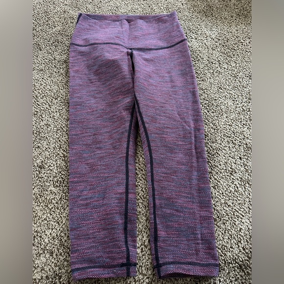 Lululemon Wunder Under Crop Size 6 NWOT - Picture 1 of 3